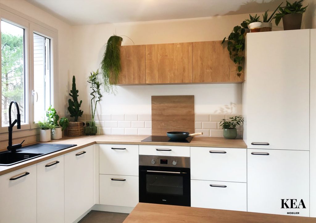 Photo cuisine blanche et bois